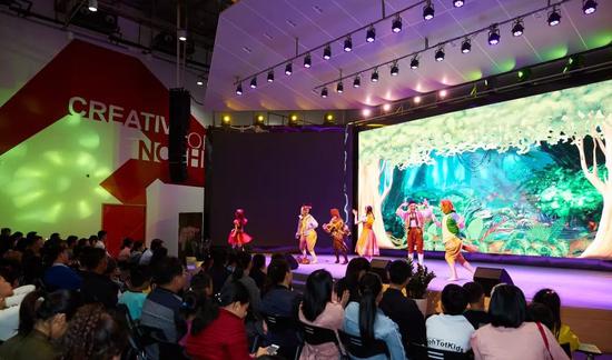 2019深圳创意十二月系列活动重点项目之一——首届“HAI,DRAMA深圳亲子艺术嘉年华”活动现场。