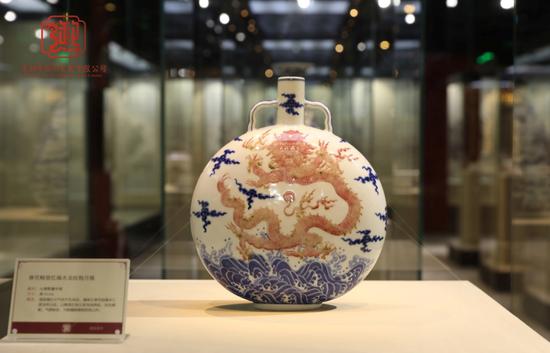 粤港澳著名收藏家的官窑瓷器