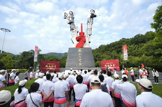 讲述“白石龙大营救”微党课
