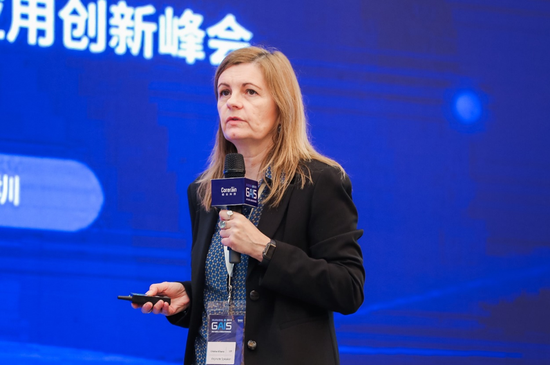 Cristina Silvano教授