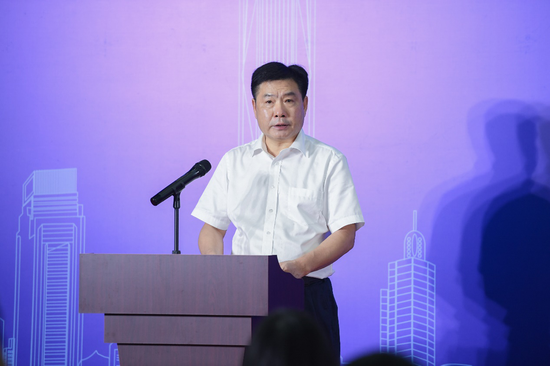 深业集团有限公司党委书记、董事长吕华致辞