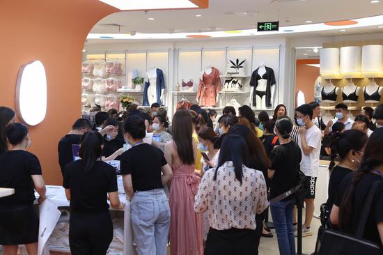 来福士内衣店_重庆来福士图片(3)