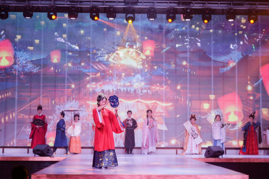 汉服秀表演