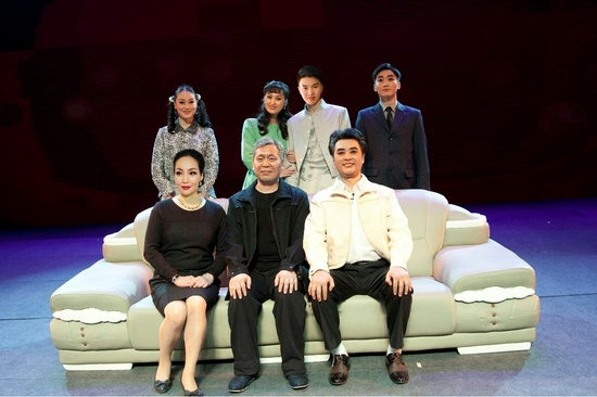 大型廉政豫剧《全家福》演出剧照