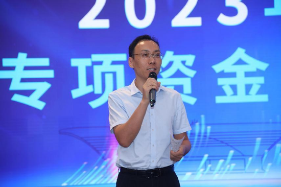 坪山区委组织部副部长孙秋澄致辞