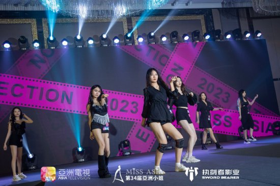 A组选手舞蹈展示