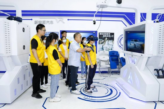 深圳职业技术大学不断深化产教融合。深圳特区报记者 程海昆 通讯员 江涛 摄