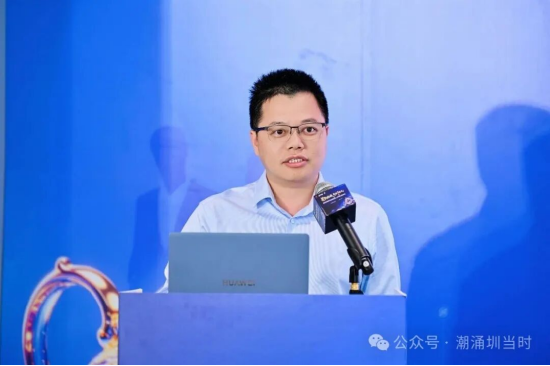 　华为中国政企解决方案高级架构师周源杰