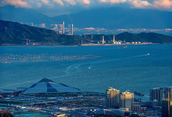 粤港澳大湾区的深圳和香港,山水相连 东方IC图