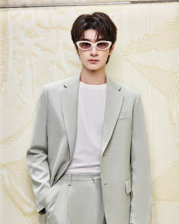 林一佩戴 GENTLE MONSTER 2025 JEWELRY系列RUVY VAN WC6