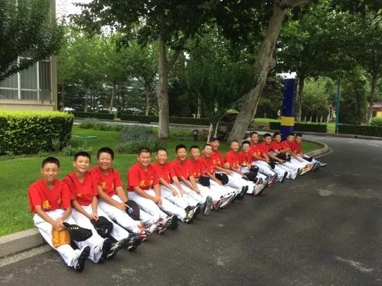 前海学校棒球队