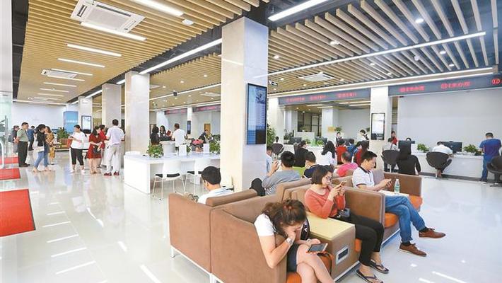 南头街道行政服务大厅环境舒适、办事便捷