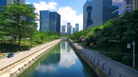 (拍摄地点:后海河)