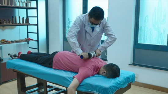 图:点穴器