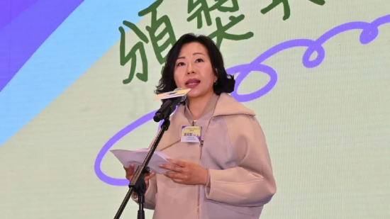 香港民政及青年事务局局长麦美娟在第三届青创大赛颁奖典礼上致辞