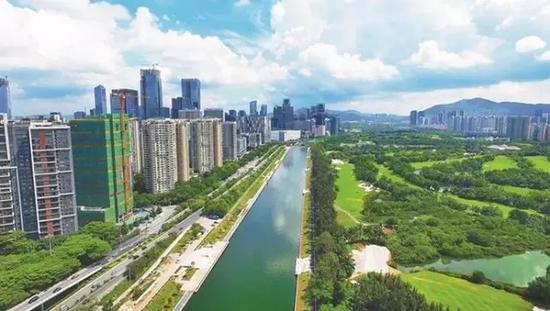 (拍摄地点:大沙河)