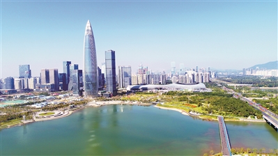 深圳湾第一高楼“春笋”交付运营