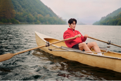 lululemon品牌大使、演员朱一龙本色出镜2026年新春主题短片