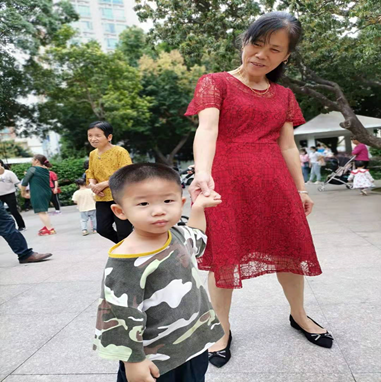 居民对剪后的发型很满意