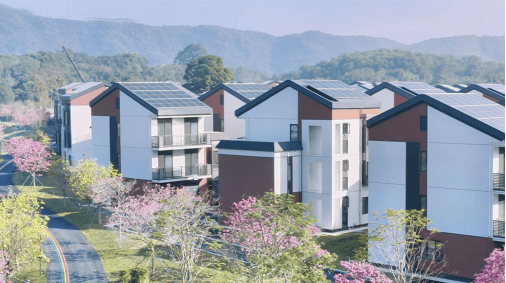 立邦助建广州迳下未来乡村示范项目外立面刷新，以色·材设计延续岭南特色乡村风貌