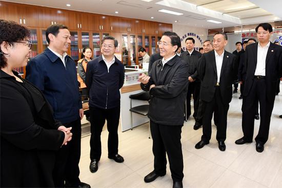 郭声琨:为经济社会发展提供法治服务和保障|郭