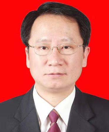 法官人口比例_法官卡通图片