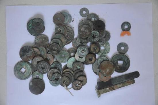 郑州破古墓被盗案 通过微信群交流盗墓经验|盗