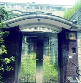 扬州退休官员被查 曾被实名举报豪宅成排