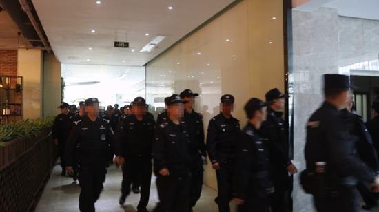 抓捕现场
