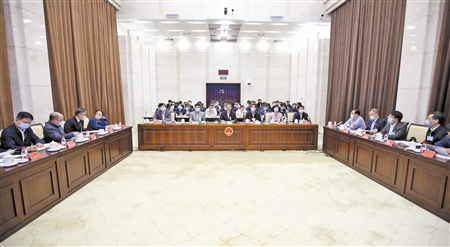 图为“信息技术与法治建设”科学与技术前沿论坛现场。孙若丰 摄