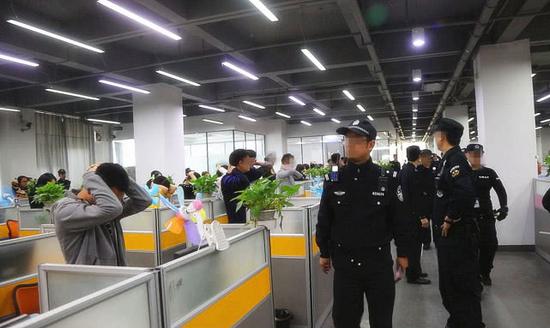 抓捕现场