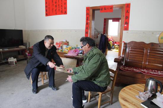 灵川法院走访困难群众 开展春节慰问活动|春节