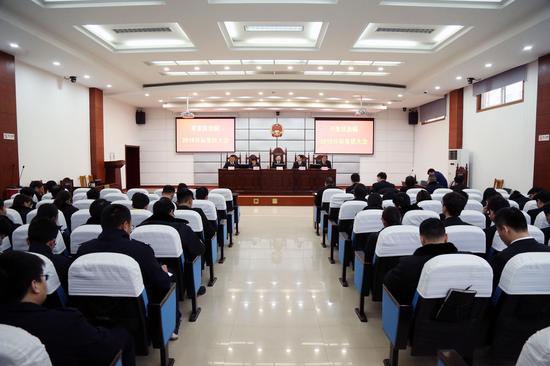 淮安开发区法院:召开2018年目标签状大会