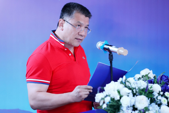 中国现当代文学专业博士、北京外国语大学教授、博士生导师 汪剑钊