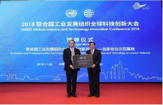 ���օ^(q��)�p��(chu��ng)ʾ�����ث@��