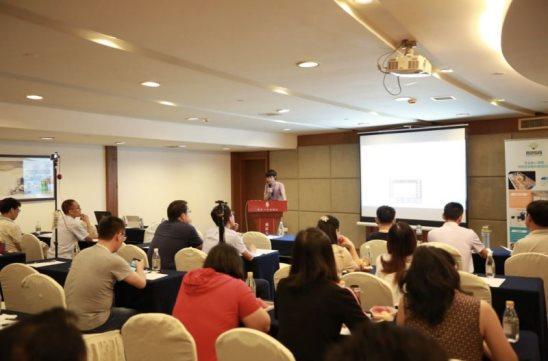 07王晓峰 互联网商业新未来,新零售下如何重构新商业The future of Education