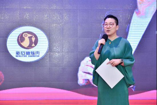 (新石器新石器烤肉 外卖部高级经理 马灵芝女士)
