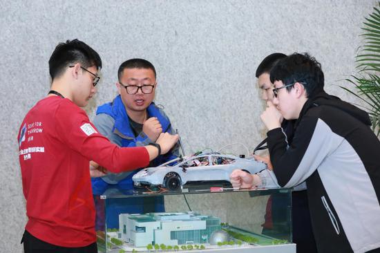 北京区复赛“智能控制”命题比赛现场
