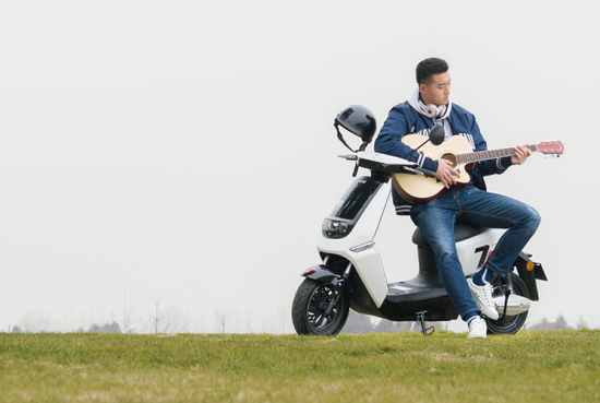 一辆电动车骑了十几年还能用 快看看品牌，是雅迪就有福了(图5)