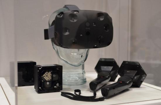 HTC Vive (DK1), SteamVR手柄,激光基座