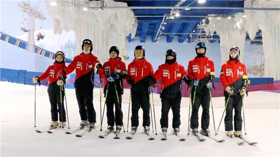 爱游戏- 爱游戏体育- AYX爱游戏体育官方网站我市滑雪运动员参加全国单板滑雪平行项目青少年 锦标赛创佳绩