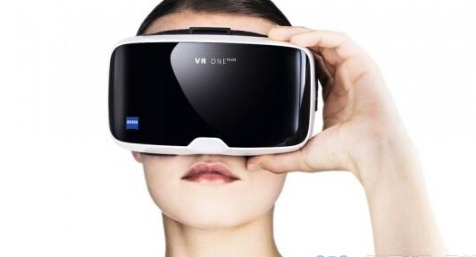 与VR One相似的的VR One Plus