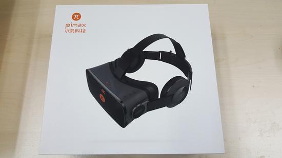 小派4K VR包装盒正面