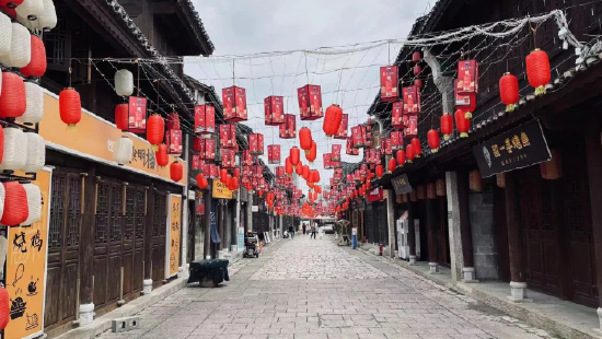 安顺儒林路 图源:安顺文化旅游