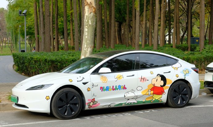 游张江碧波公园4，新加坡雕塑，张江人才公寓，蜡笔小新痛车