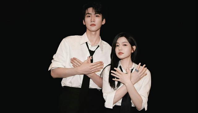 狙击蝴蝶：陈妍希，养什么狗好呢