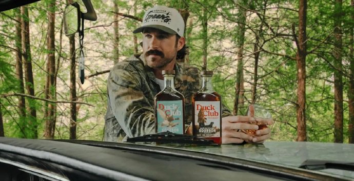 美国品牌DuckClubBourbon发布首批威士忌