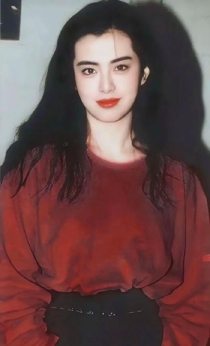 女神王祖贤至今仍让人喜欢的秘诀？