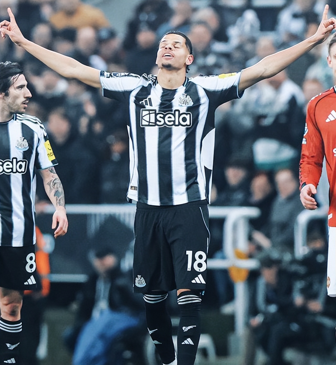 卡里克执教曼联首败，纽卡2比1绝杀球戳破红魔幻象，豪门顽疾曝光