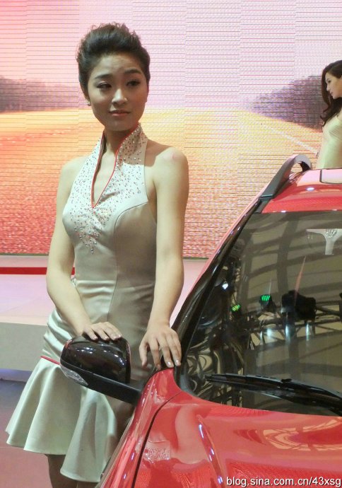 [转载]赶上车展末班车（车模篇）